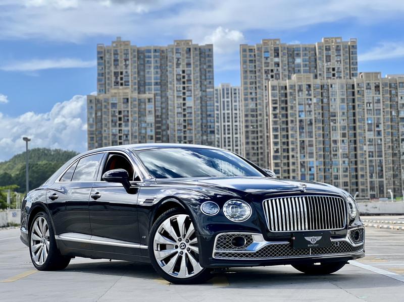 Bentley Flying Spur, 2021 — фото 3 из 12