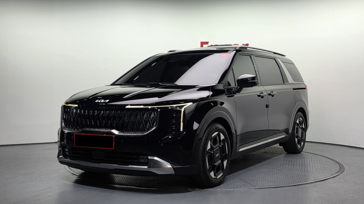 Kia Carnival, 2023 — купить в Санкт-Петербурге под ключ
