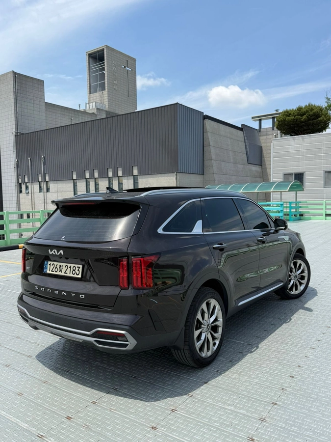 Kia Sorento, 2021 — фото 2 из 12