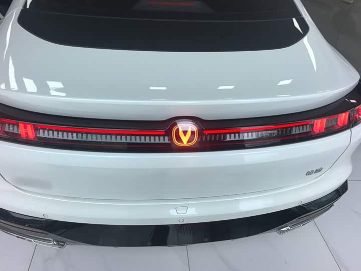 Changan Eado Plus, 2026 — фото 9 из 9