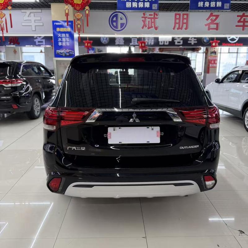 Mitsubishi Outlander, 2021 — фото 5 из 12