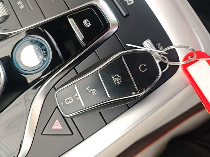 BYD Song Pro Hybrid, 2024 — фото 9 из 9