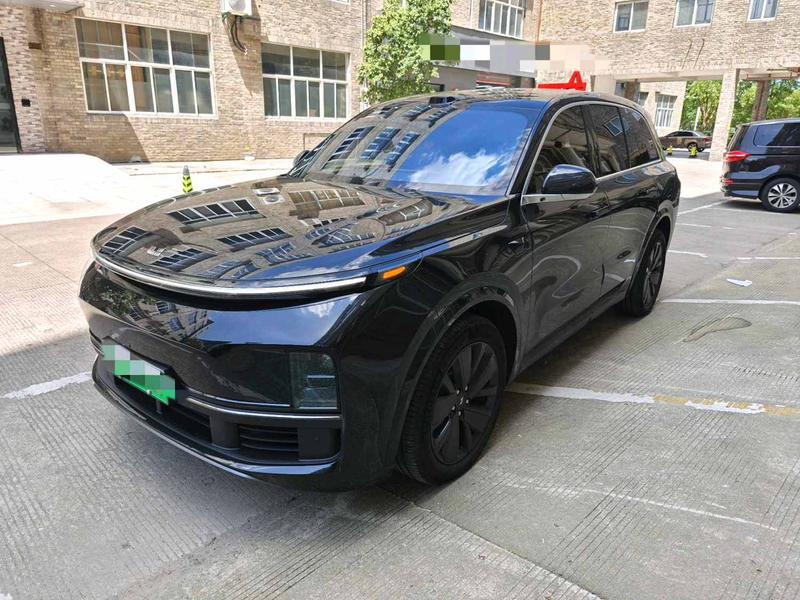 LiXiang L8, 2025 — купить в Белгороде под ключ