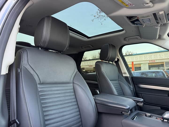 Land Rover Discovery, 2023 — фото 11 из 12