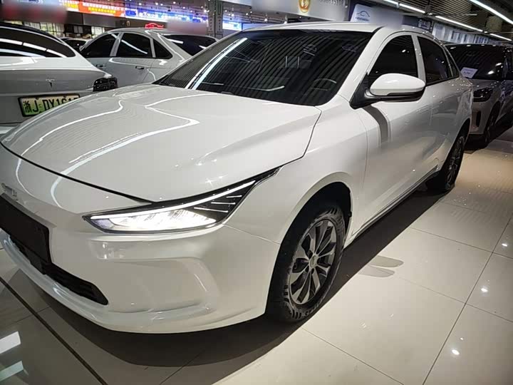 Geely Geometry A, 2024 — фото 2 из 9