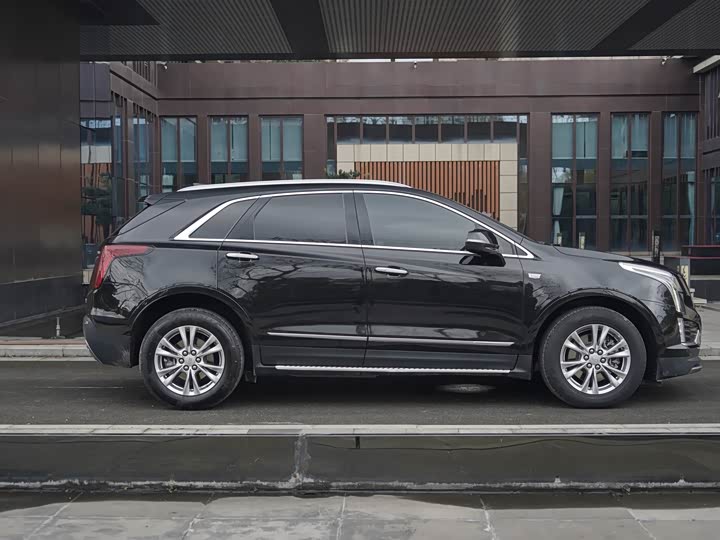 Cadillac XT5, 2022 — фото 8 из 9