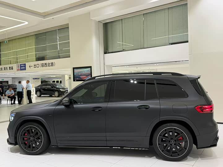 Mercedes-Benz GLB-Class AMG, 2025 — фото 6 из 9