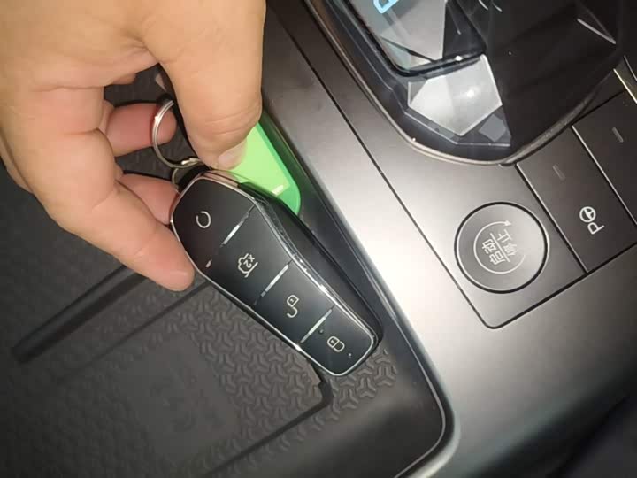 BYD Song Pro Hybrid, 2024 — фото 9 из 9