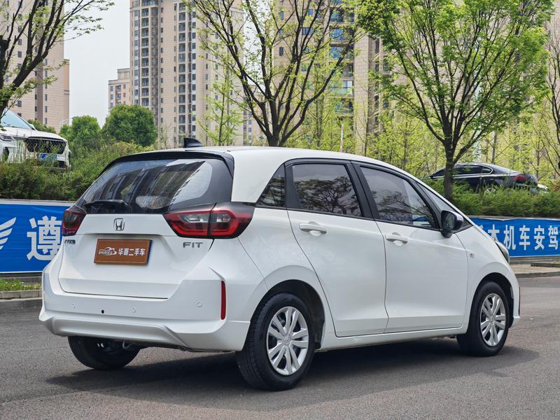 Honda Fit, 2022 — фото 6 из 12