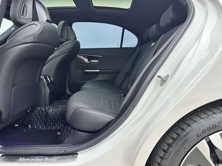 Mercedes-Benz C-Class Hybrid, 2023 — фото 5 из 9