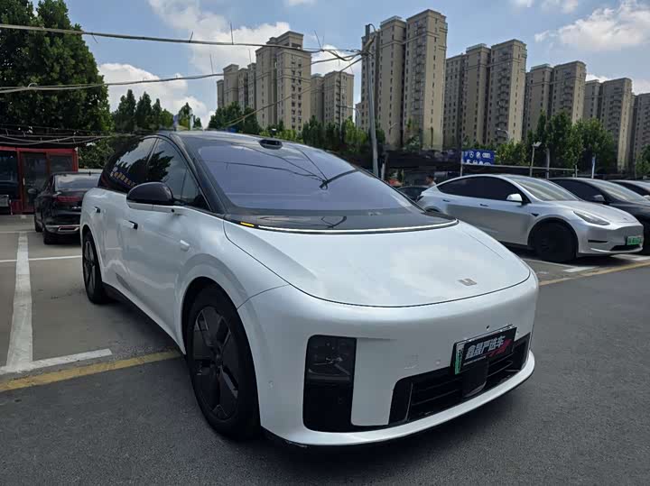 LiXiang i8, 2025 — фото 3 из 9