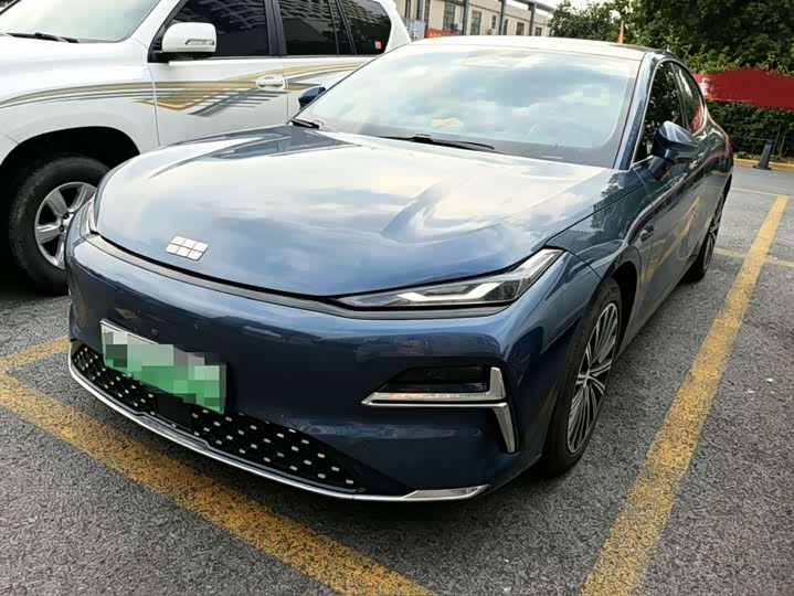 Geely Galaxy Starshine 8 EM-i, 2025 — купить в Липецке под ключ