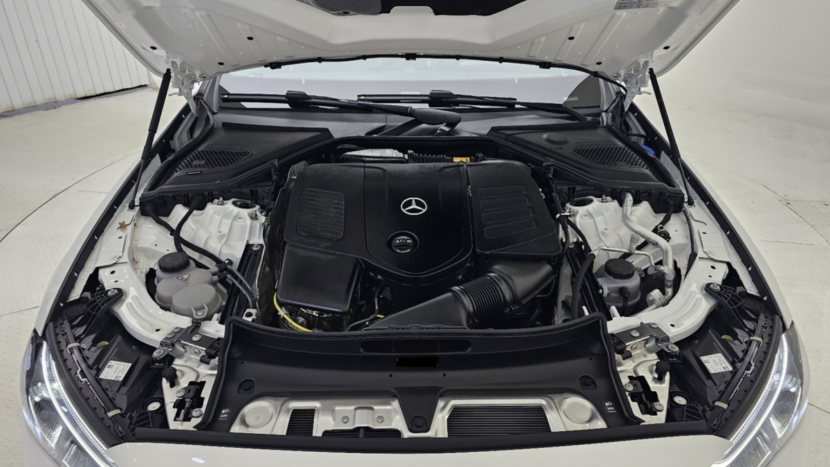 Mercedes-Benz E-Class, 2025 — фото 6 из 12