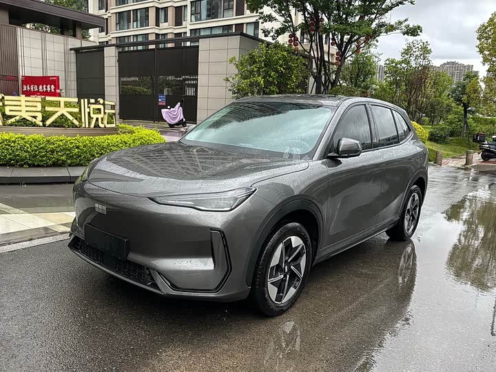 Geely Galaxy E5, 2025 — фото 2 из 9