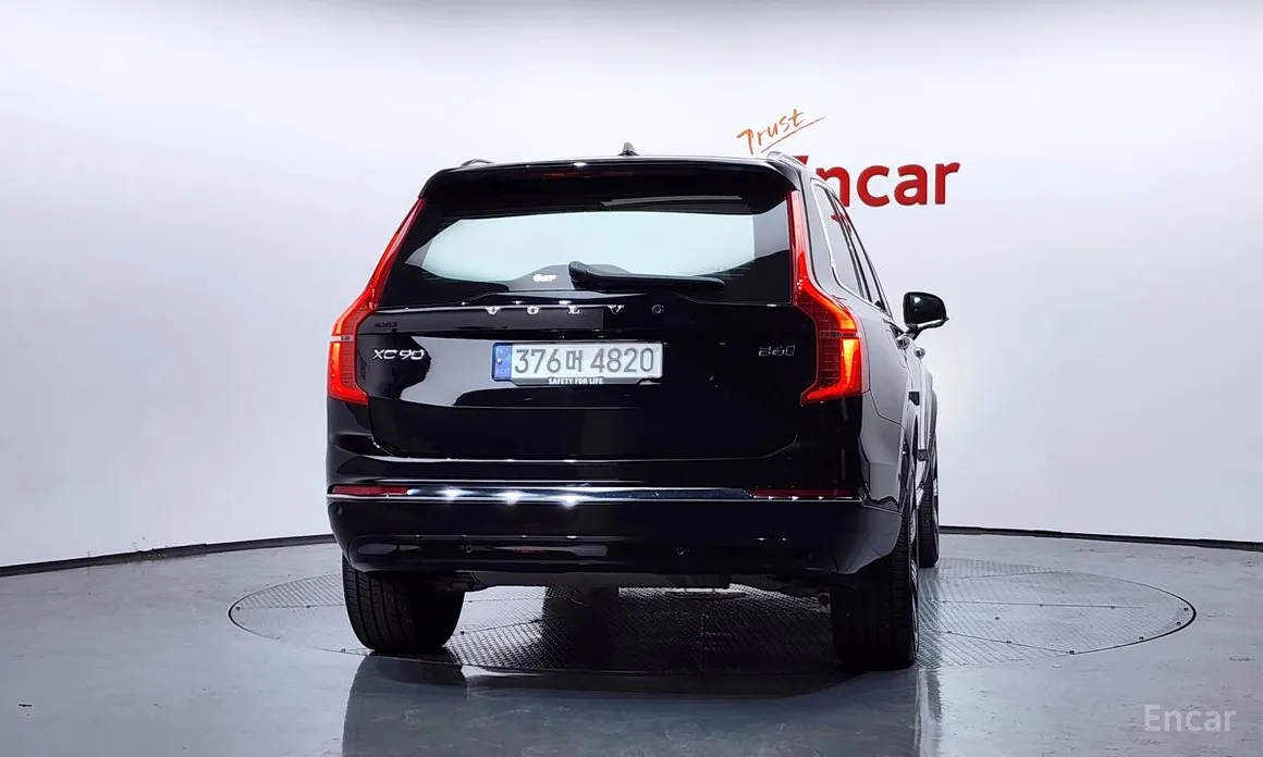 Volvo XC90, 2023 — фото 4 из 12