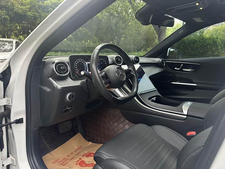 Mercedes-Benz C-Class, 2023 — фото 4 из 9