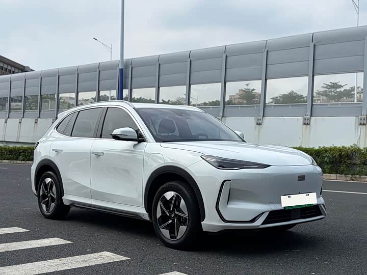 Geely Galaxy E5, 2024 — фото 3 из 9