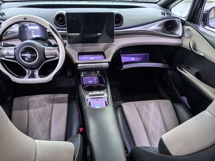 BYD Dolphin, 2023 — фото 8 из 9