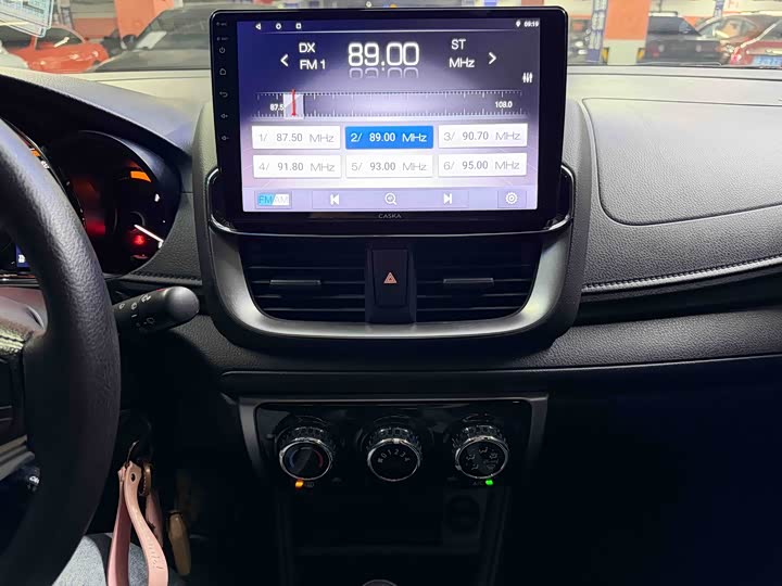 Toyota Yaris L Hatchback, 2022 — фото 6 из 9