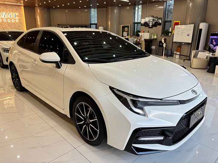 Toyota Levin, 2023 — фото 7 из 9