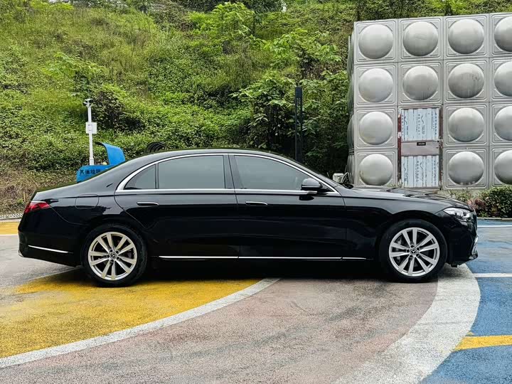 Mercedes-Benz S-Class, 2023 — фото 2 из 9