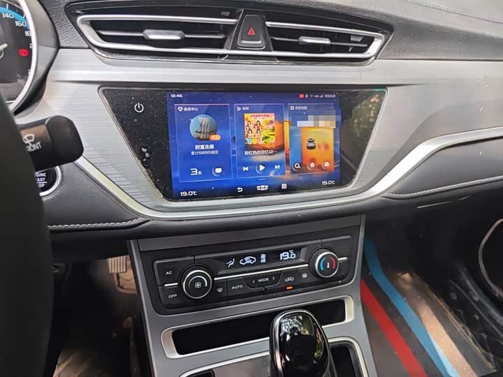 Geely Emgrand, 2022 — фото 9 из 9