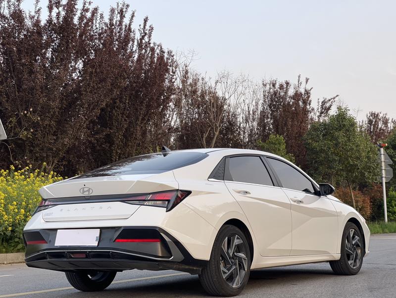 Hyundai Elantra N line, 2025 — фото 7 из 12