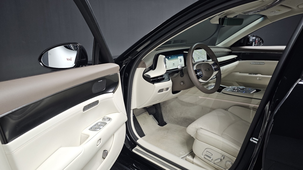 Genesis G90, 2023 — фото 10 из 12