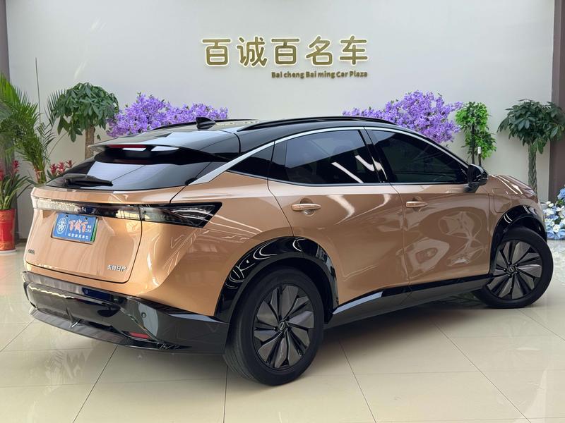 Nissan Ariya EV, 2023 — фото 4 из 8