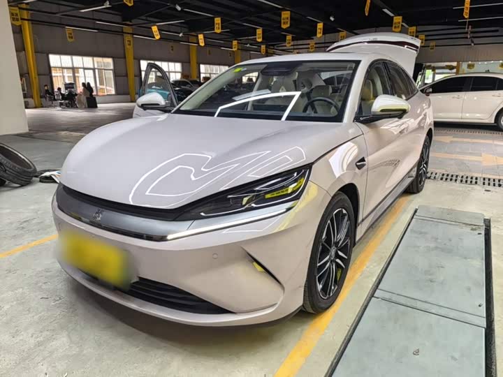BYD Qin L, 2025 — фото 2 из 9
