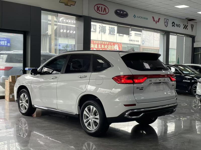 Haval M6, 2022 — фото 4 из 12