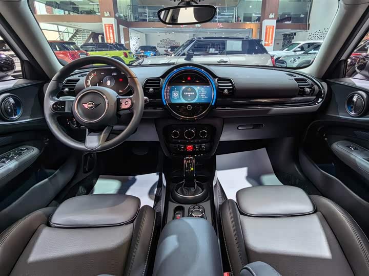 Mini Clubman, 2024 — фото 7 из 9