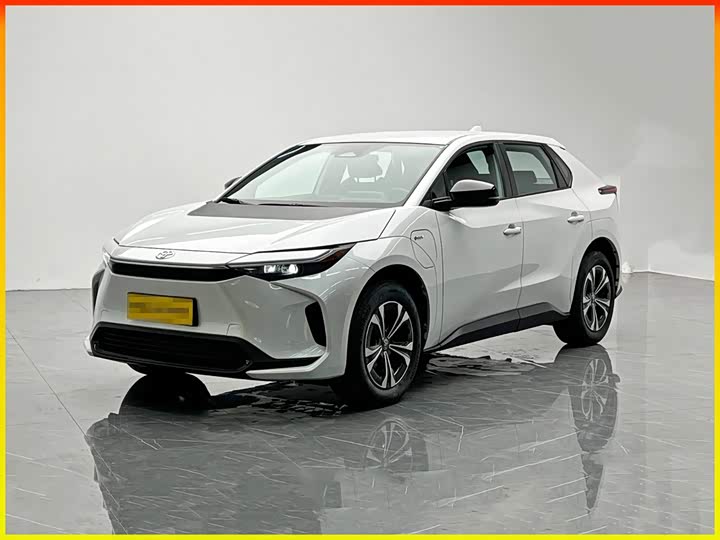 Toyota bZ4X Platinum, 2026 — купить в Нижнем Новгороде под ключ