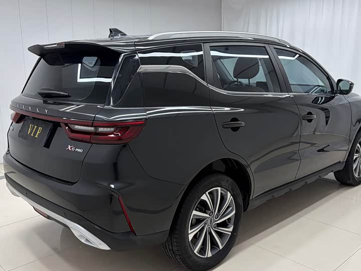 Geely Vision X6, 2022 — фото 4 из 9