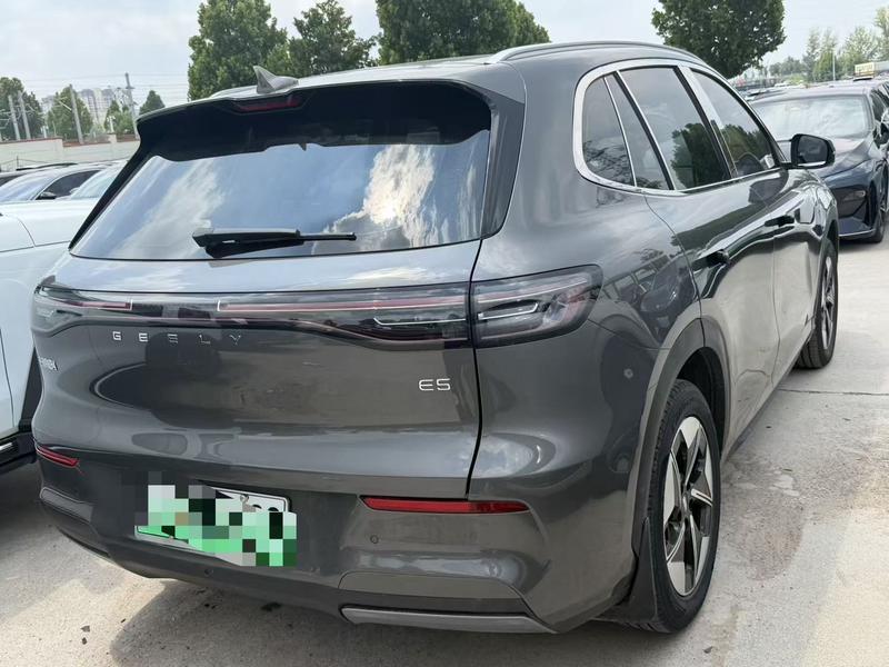 Geely Galaxy E5, 2025 — фото 6 из 9