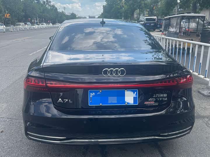 Audi A7L, 2023 — фото 4 из 9
