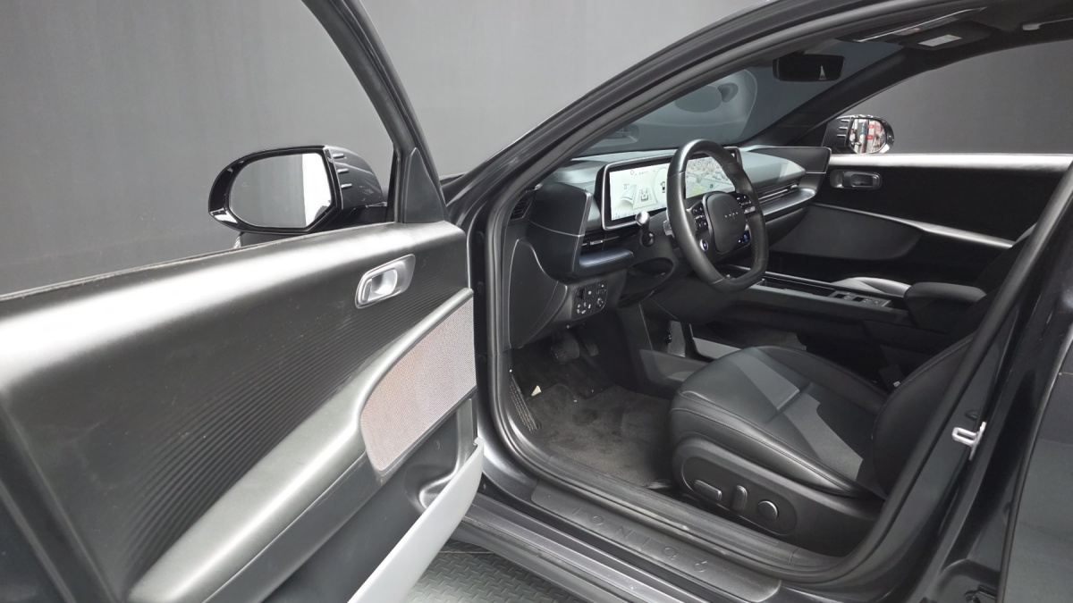 Hyundai Ioniq 6, 2023 — фото 10 из 12