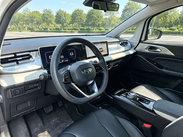 Geely Geometry E Firefly, 2022 — фото 4 из 9