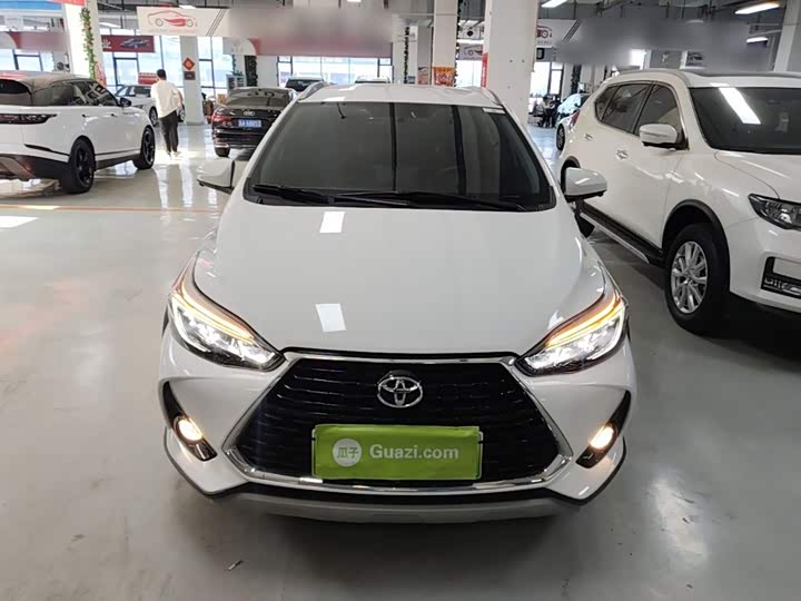 Toyota Yaris L Hatchback, 2022 — фото 3 из 9