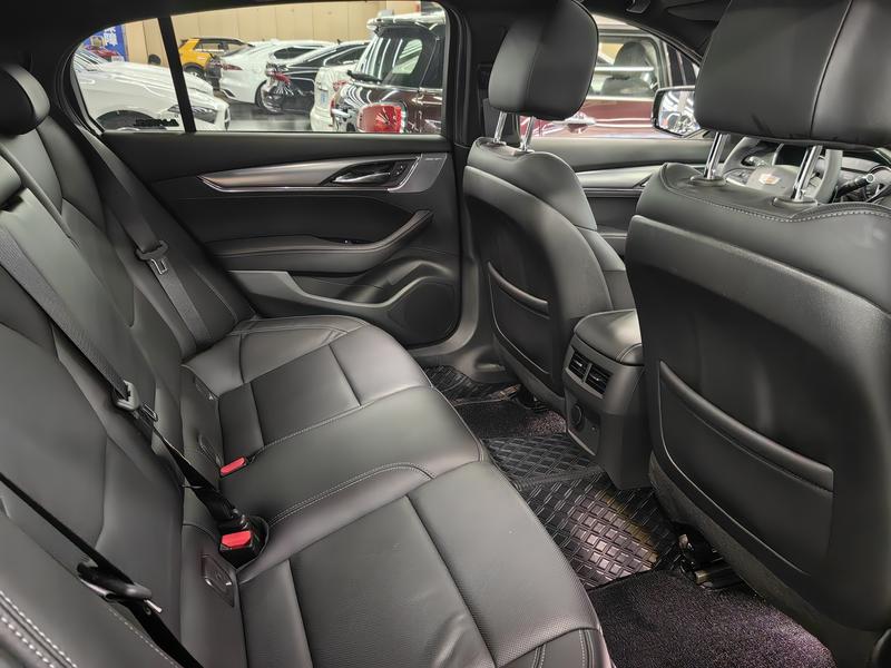Cadillac CT5, 2023 — фото 12 из 12