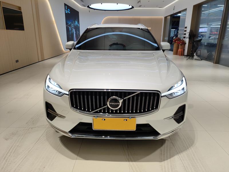 Volvo XC60, 2022 — фото 2 из 12