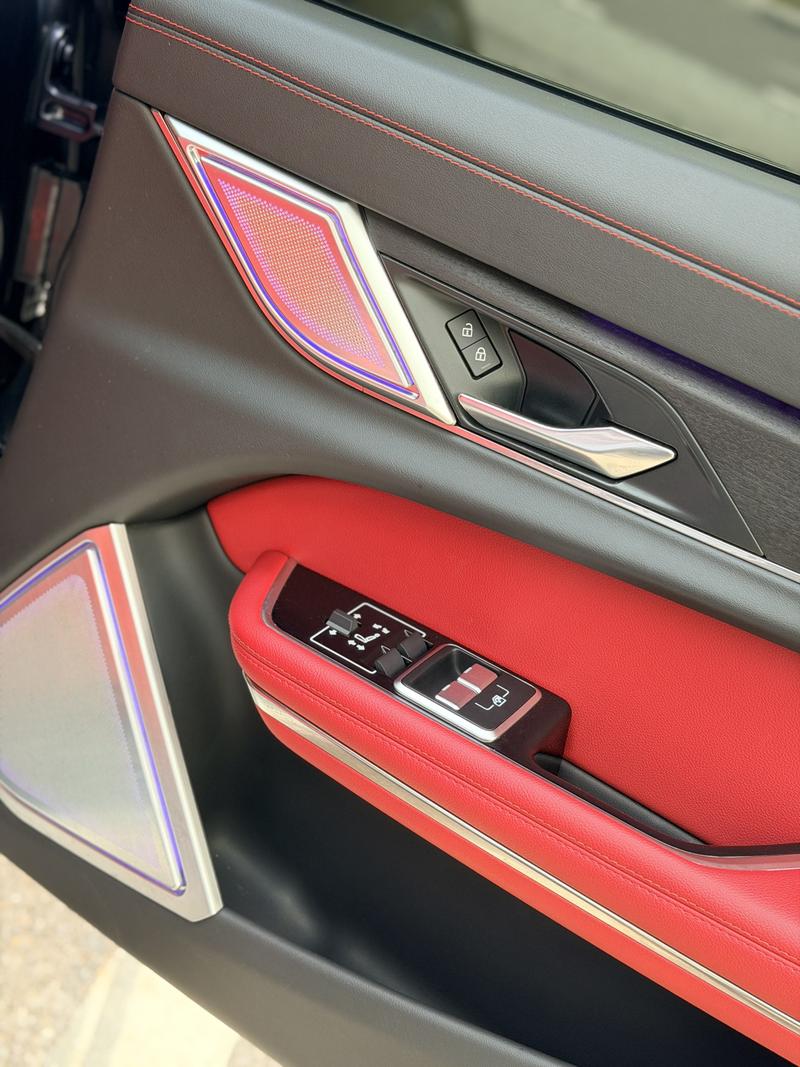 Jaguar XF L, 2022 — фото 8 из 12