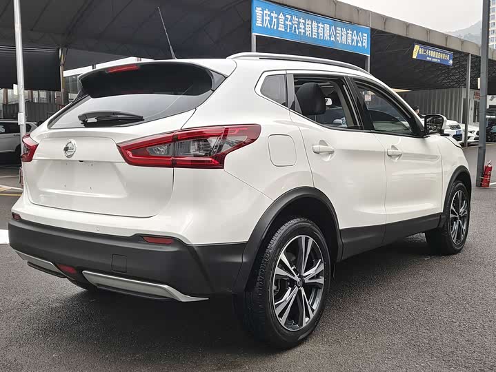 Nissan Qashqai, 2022 — фото 8 из 9