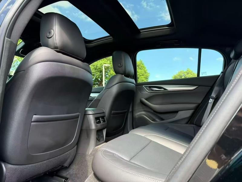 Cadillac CT5, 2024 — фото 10 из 11