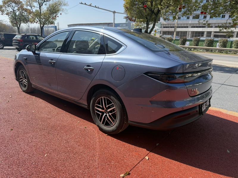 BYD Seal 05 DM-i Hybrid, 2024 — фото 5 из 12