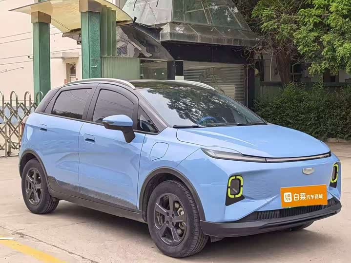 Geely Geometry E Firefly, 2023 — фото 3 из 9