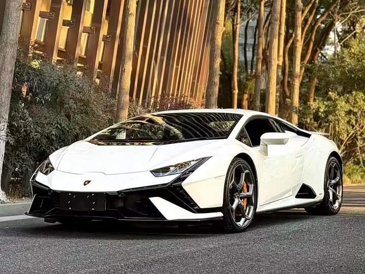 Lamborghini Huracán, 2024 — купить в Туле под ключ