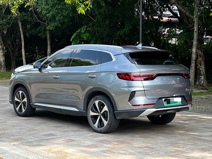 BYD Song Plus Hybrid/EV, 2023 — фото 4 из 9