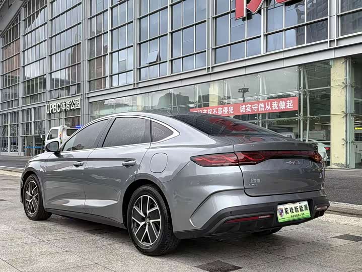 BYD Qin L, 2024 — фото 6 из 9