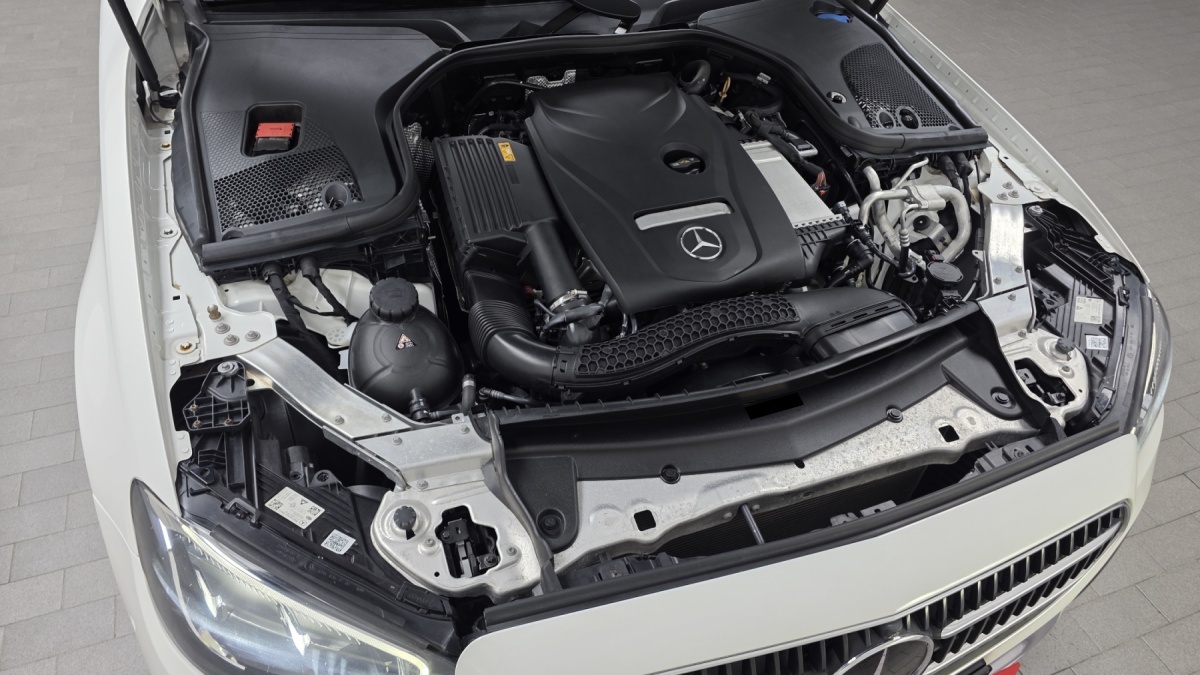Mercedes-Benz E-Class, 2021 — фото 6 из 12